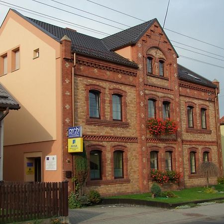 U Henriety Apartment Wojnowice  ภายนอก รูปภาพ