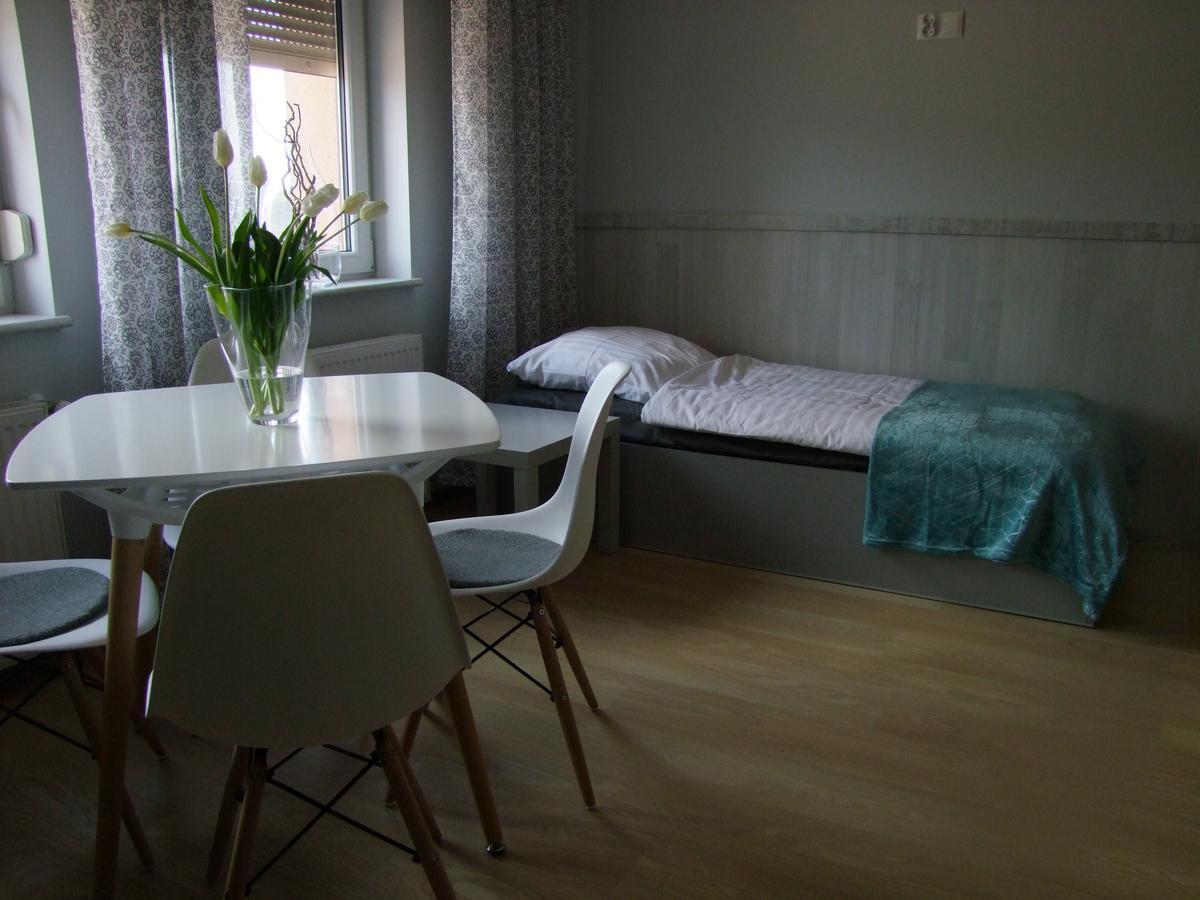 U Henriety Apartment Wojnowice  ภายนอก รูปภาพ