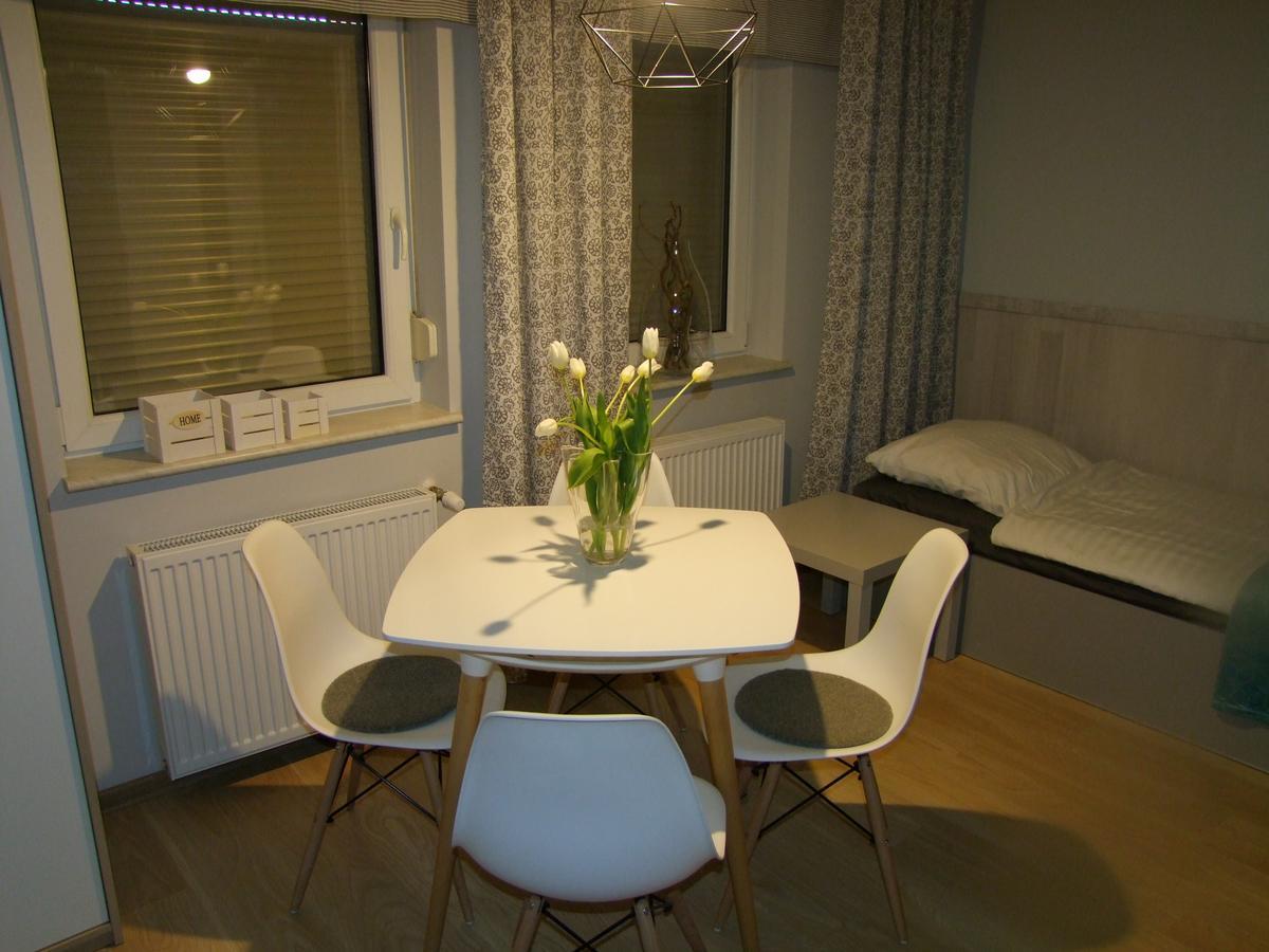 U Henriety Apartment Wojnowice  ภายนอก รูปภาพ